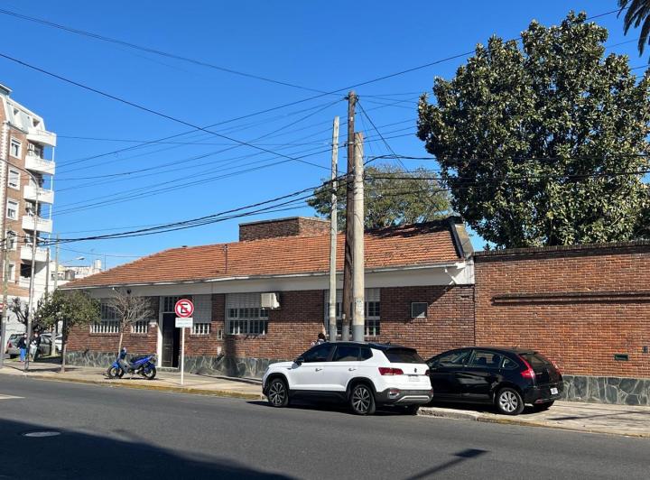 Terreno · 856m²