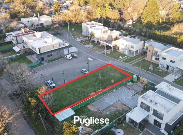 Terreno · 440m²