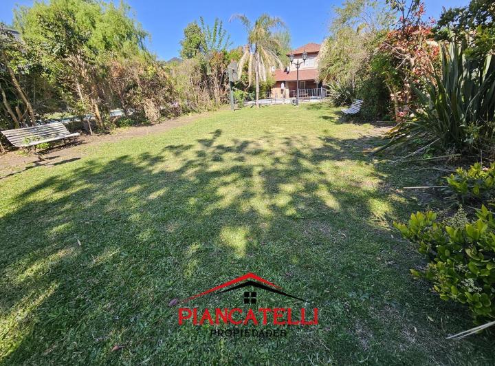 Terreno · 330m²