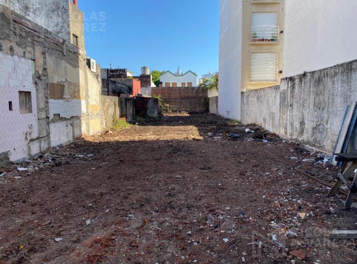 Terreno · 375m²