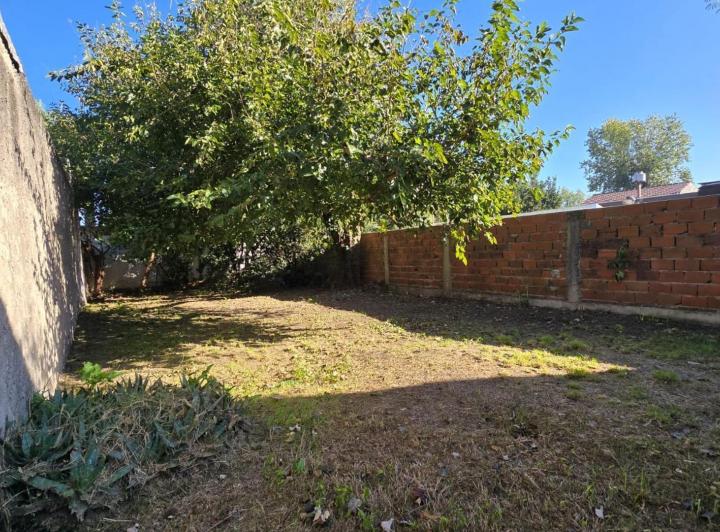 Terreno · 80m²