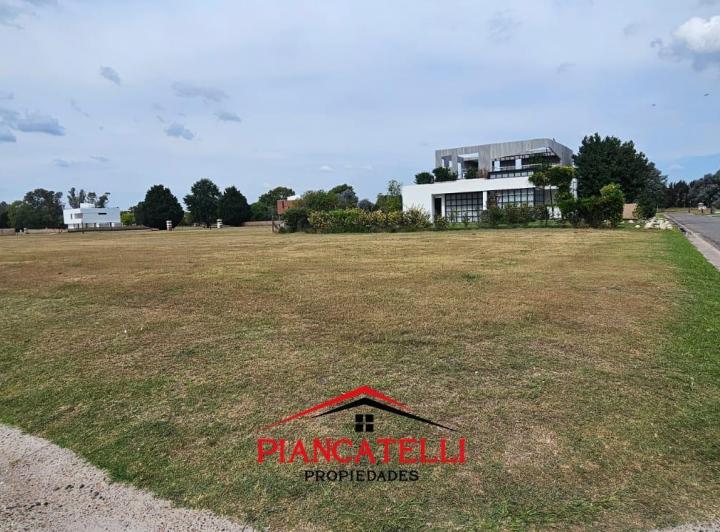 Terreno · 995m²