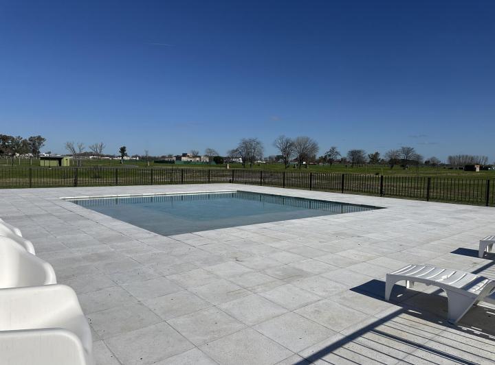 Terreno · 820m²