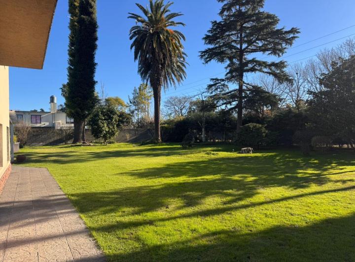 Terreno · 378m²