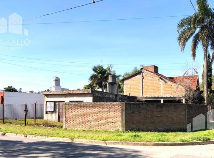 Terreno · 244m²