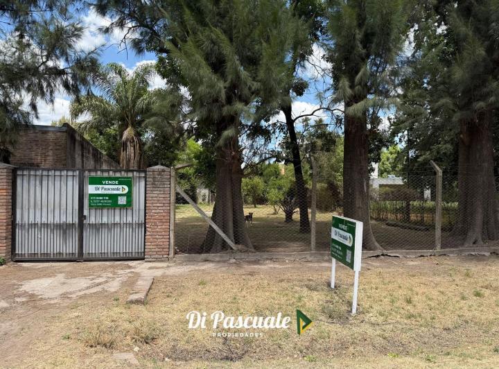 Terreno · 757m²