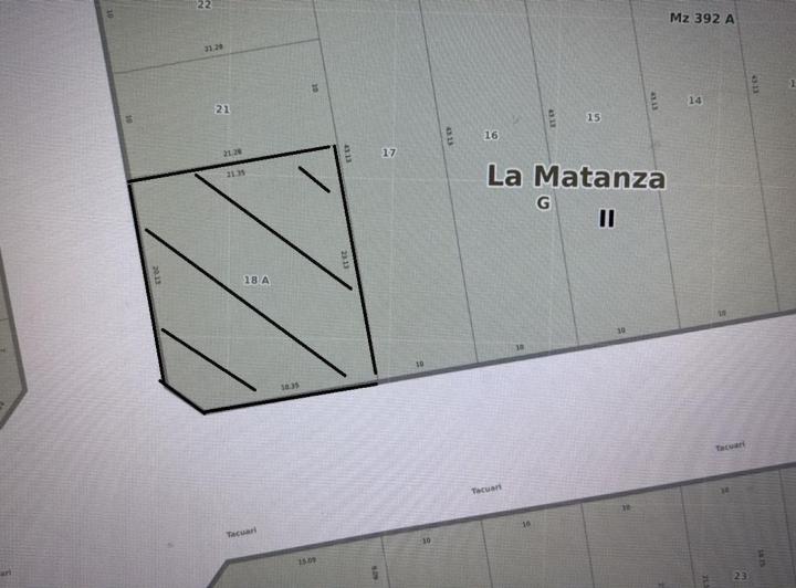 Terreno · 300m²