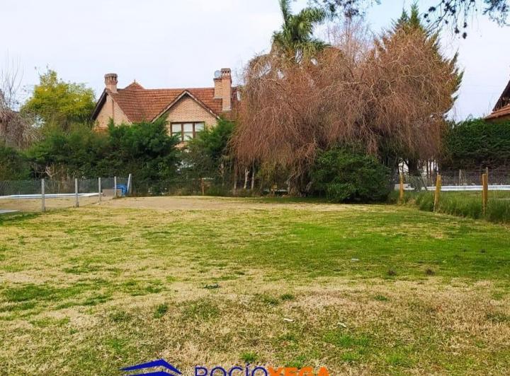 Terreno · 330m²