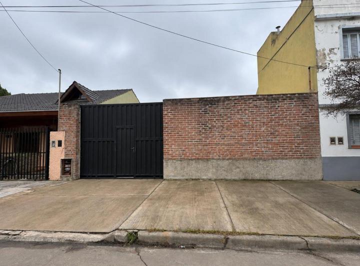 Terreno · 330m²
