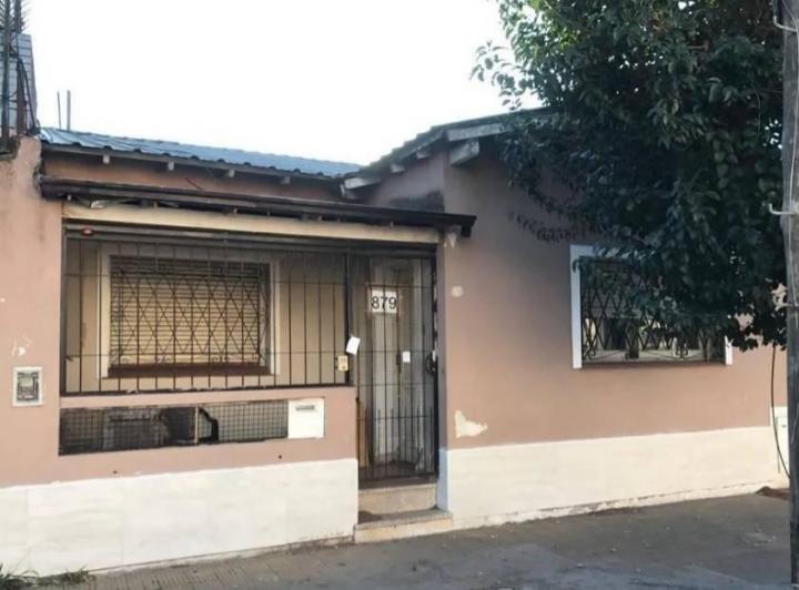 Terreno · 200m² · 9 Ambientes