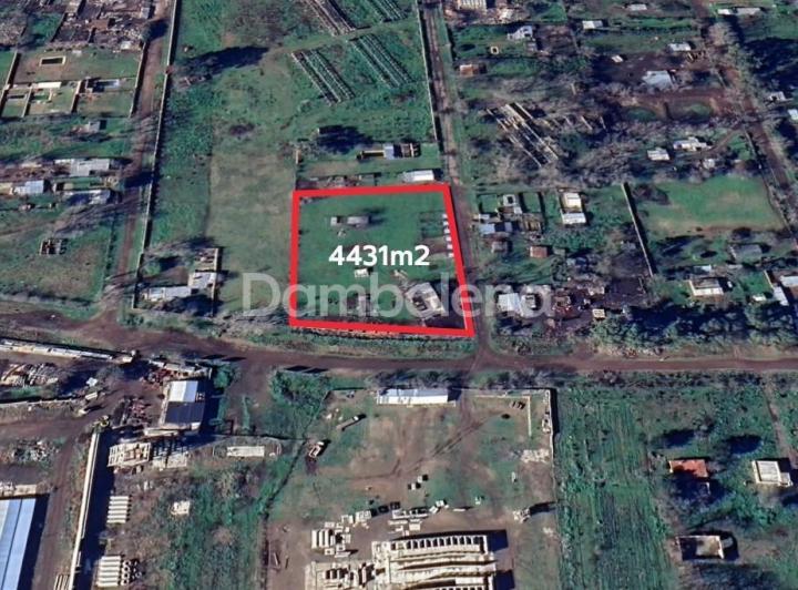 Terreno · 4431m²