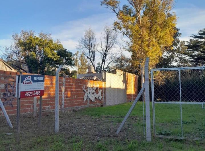 Terreno · 280m²