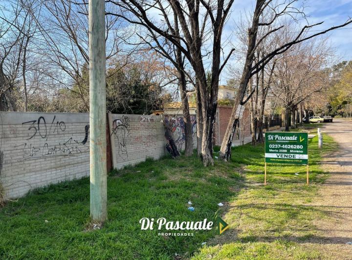 Terreno · 395m²