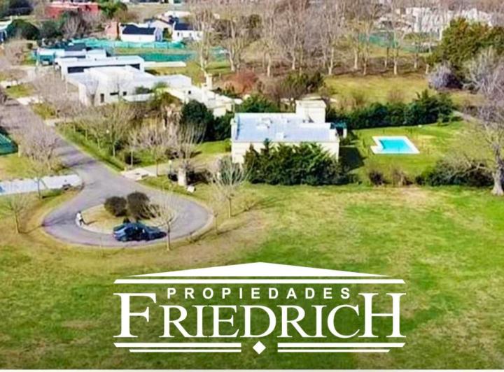 Terreno · 1890m²