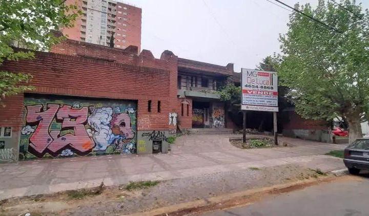 Terreno · 754m²