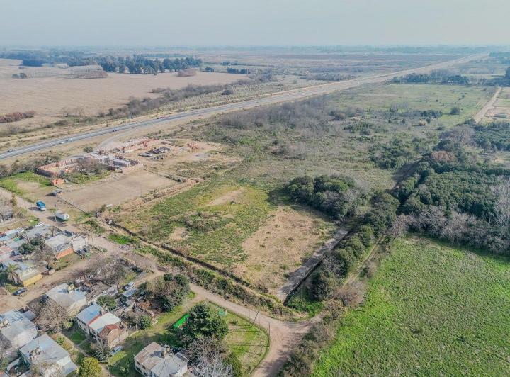 Terreno · 47000m²