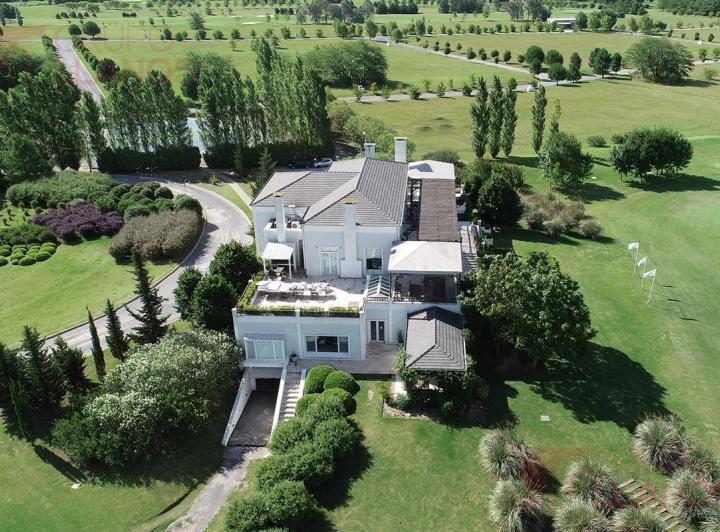Terreno · 2148m²