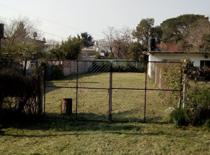 Terreno · 371m²