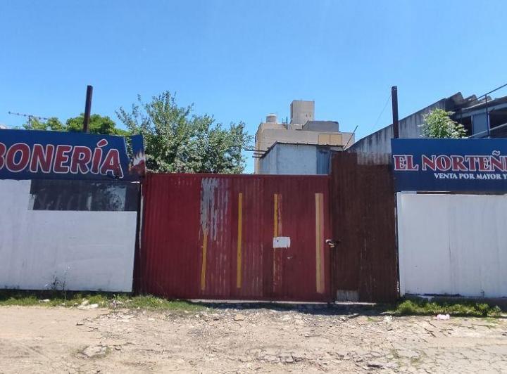 Terreno · 180m²