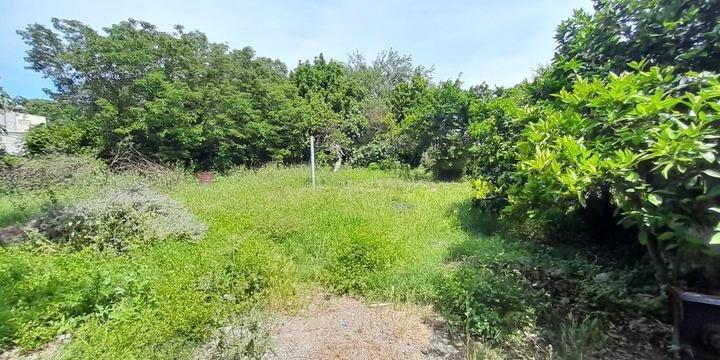 Terreno · 300m²