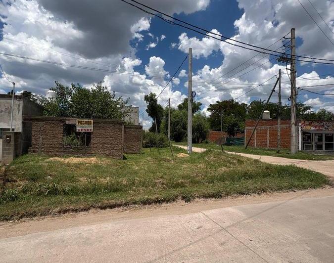 Terreno · 195m²