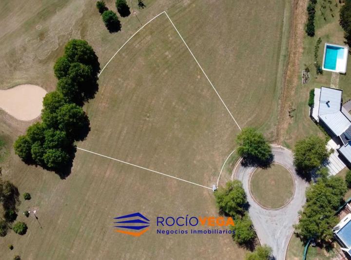 Terreno · 2500m²
