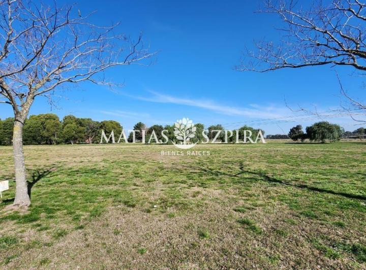 Terreno · 1100m²