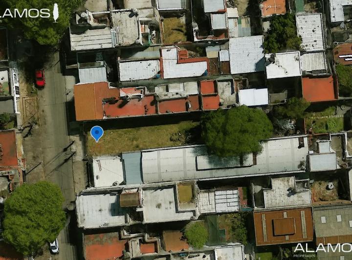 Terreno · 389m²