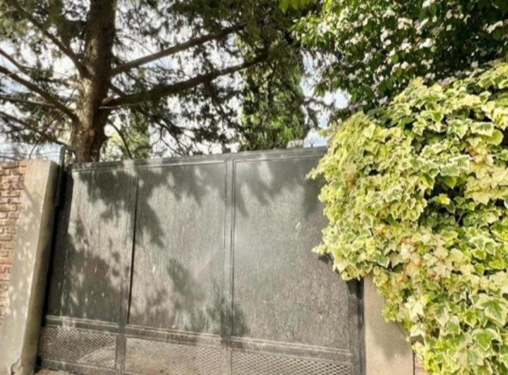 Terreno · 325m²