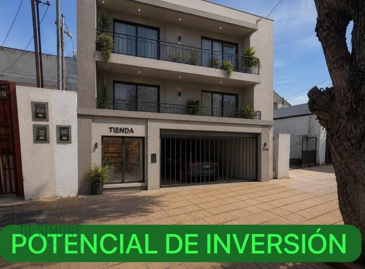 Terreno · 330m² · 3 Ambientes · 2 Cocheras