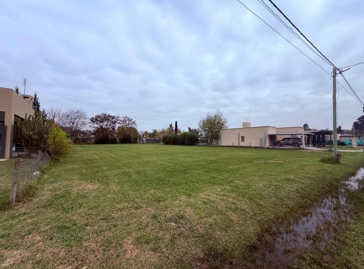 Terreno · 975m²