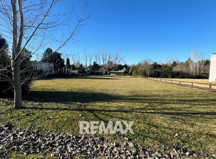 Terreno · 1500m²