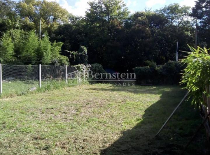 Terreno · 371m²