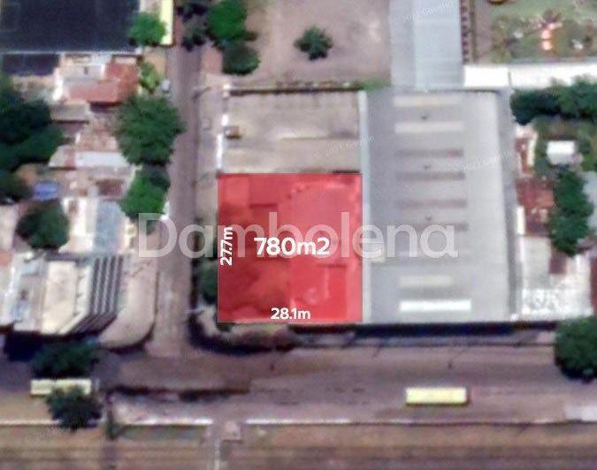 Terreno · 780m²