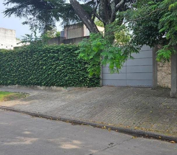 Terreno · 380m²