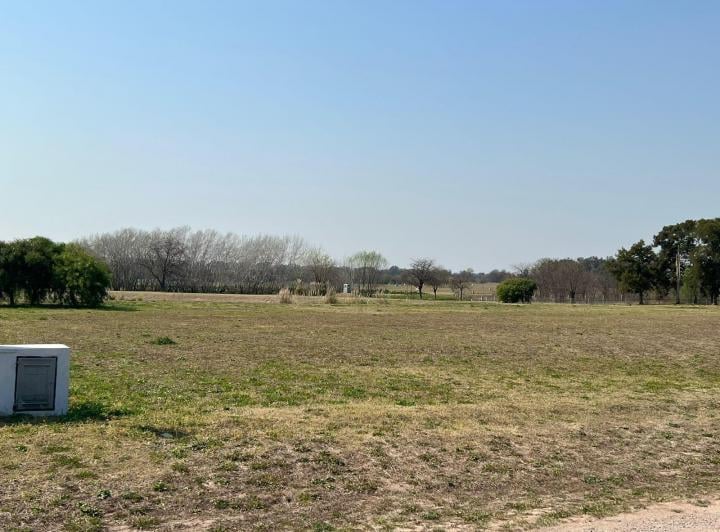 Terreno · 2005m²