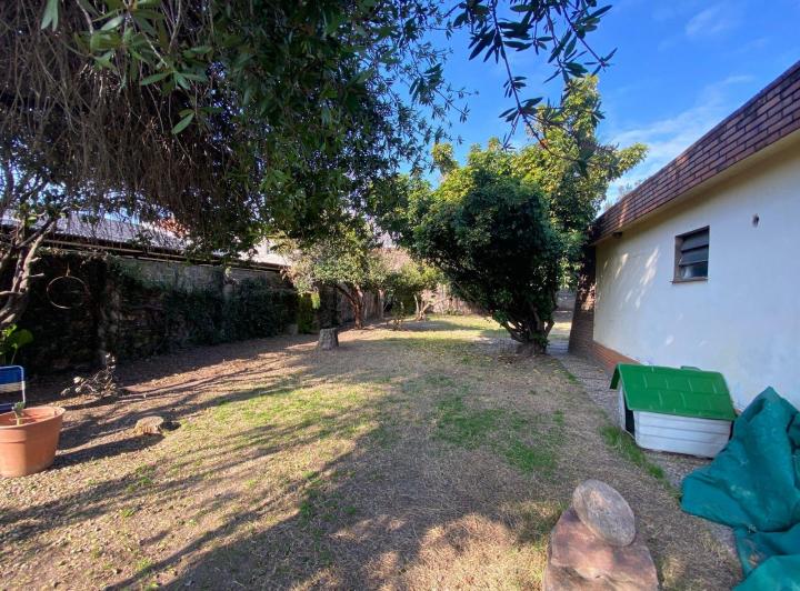 Terreno · 600m² · 3 Ambientes · 3 Cocheras