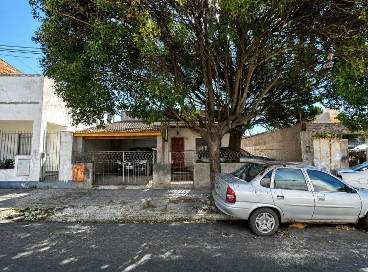 Terreno · 125m² · 3 Ambientes · 1 Cochera