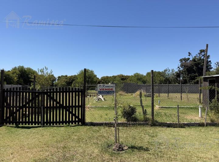 Terreno · 300m²