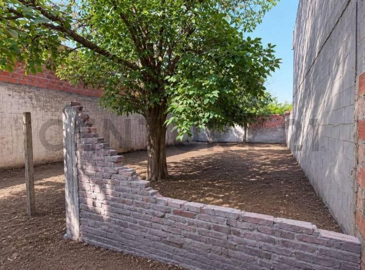 Terreno · 311m²