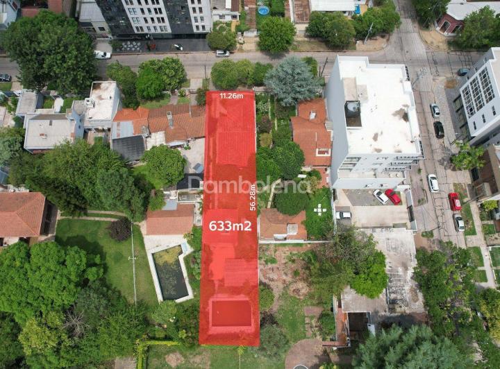 Terreno · 633m²