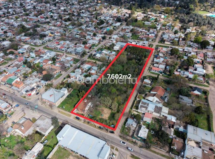 Terreno · 7602m²