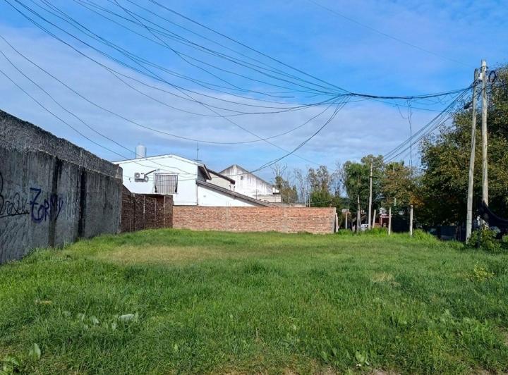 Terreno · 301m²