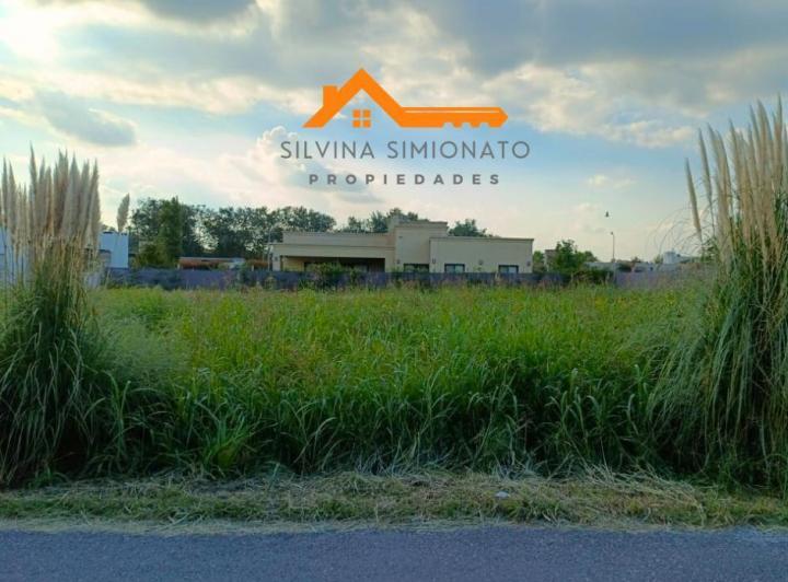 Terreno · 900m²