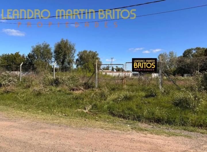 Terreno · 1596m²