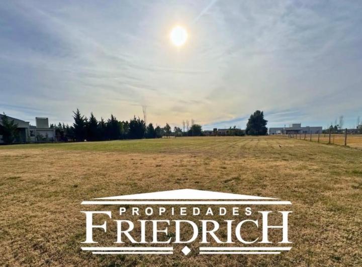 Terreno · 2000m²