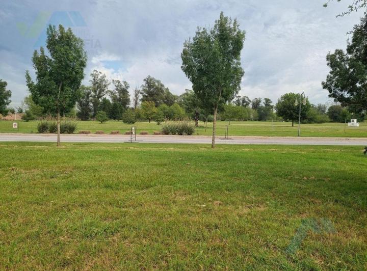 Terreno · 3000m²