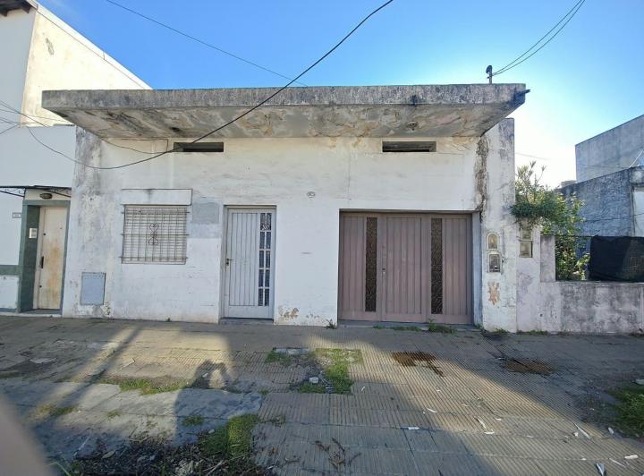 Terreno · 196m²