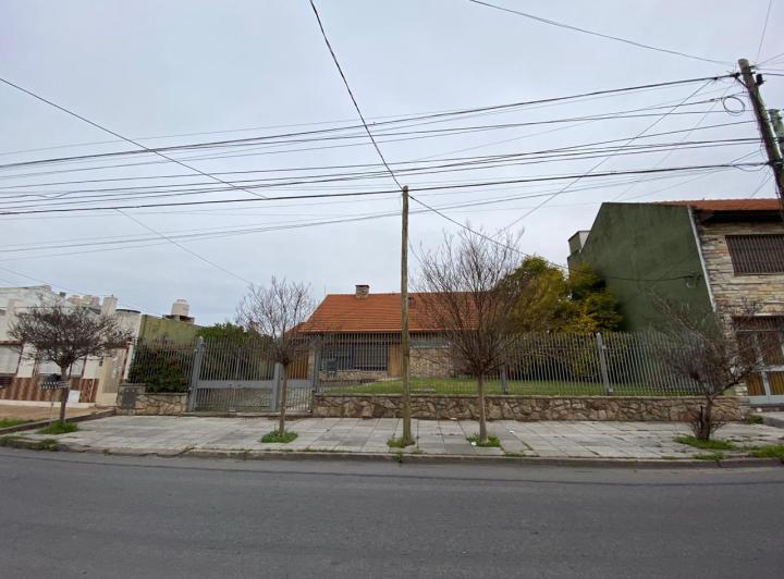 Terreno · 329m²