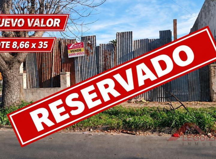 Terreno · 303m²
